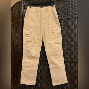 Forever 21 cargo / utility pants. 100% cotton. Straight leg. Beige / light tan M